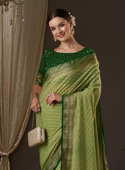 green Women's Georgette Banarasi Silk Saree with Unstitched Blouse Piece