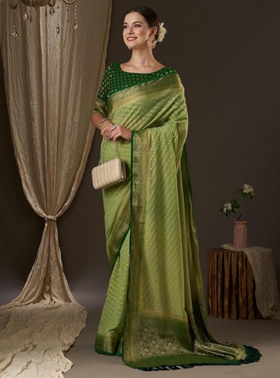 green Women's Georgette Banarasi Silk Saree with Unstitched Blouse Piece